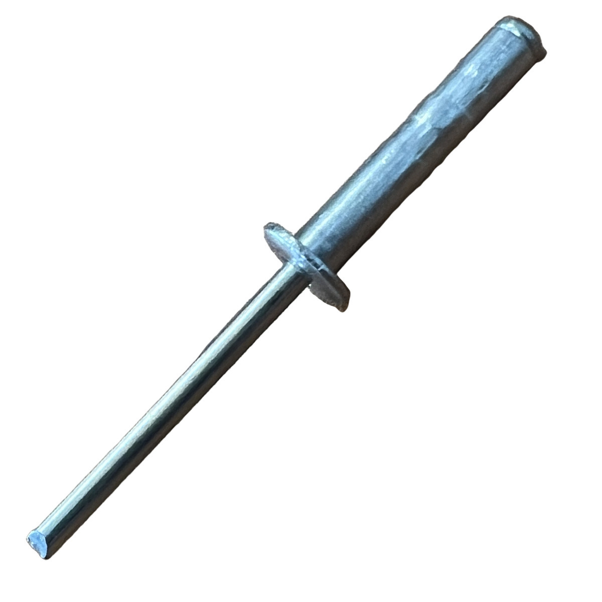 500 RIVETS POP MULTI SERRAGE DE 4.8X25 A TETE STANDARD - SARLAT OUTILLAGE
